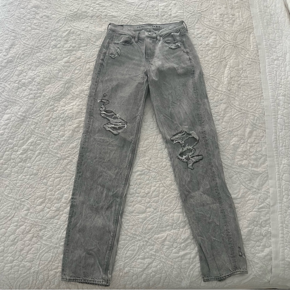 American Eagle 90s Charcoal Gray Jeans Distressed// X-Long